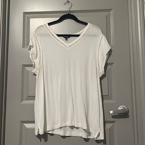 White Blouse. Buffalo David Bitton